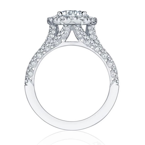 Beautiful Square CZ Ring size 6 - Picture 5 of 6